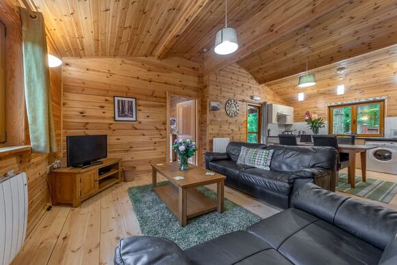 Woodland Elm Lodge - Woodland Park Lodges, Ellesmere