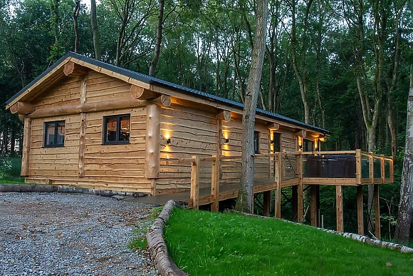 Bluebell Treehouse 