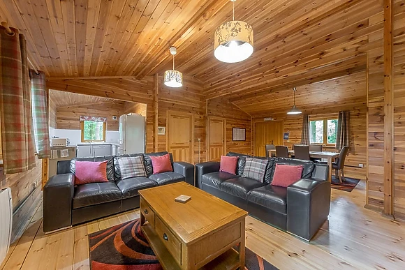 Woodland Cedar Lodge 