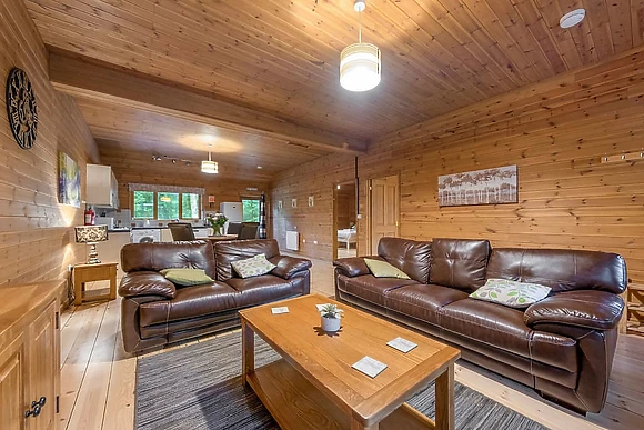 Woodland Maple Lodge 