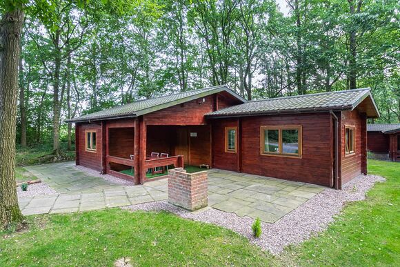 Woodland Willow Lodge - Woodland Park Lodges, Ellesmere
