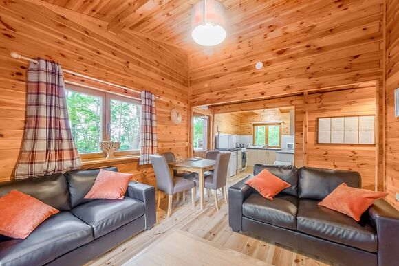 Woodland Willow Lodge - Woodland Park Lodges, Ellesmere