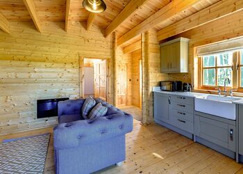 Woodmans Cabin - Wold View Farm, Cottam