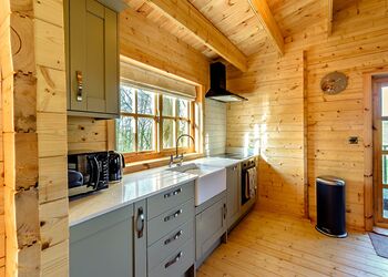 Woodmans Cabin - Wold View Farm, Cottam