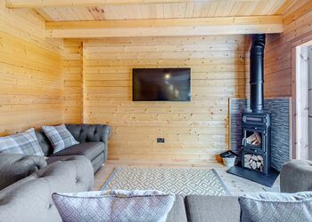 Gamekeepers Lodge - Wold View Farm, Cottam