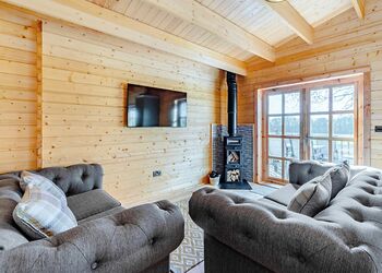 Gamekeepers Lodge - Wold View Farm, Cottam