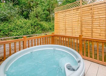 Estuary View - Woodbury Woods, Woodbury, Nr Exeter