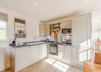 The Cow Shed - Willow Pastures Country Park, Skirlaugh, Nr Hull