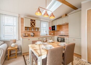 Muddy Boots (Pet) - Willow Pastures Country Park, Skirlaugh, Nr Hull