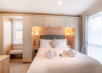 Muddy Boots (Pet) - Willow Pastures Country Park, Skirlaugh, Nr Hull