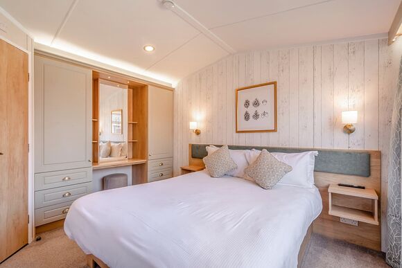 Flat Cap Cabin - Willow Pastures Country Park, Skirlaugh, Nr Hull