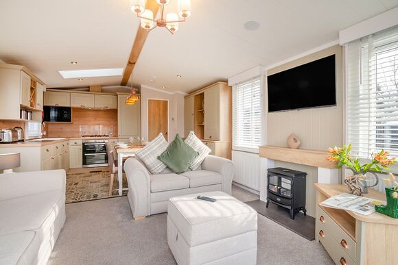 Muddy Boots (Pet) - Willow Pastures Country Park, Skirlaugh, Nr Hull