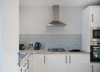 3 Bedroom Apartment with Hot Tub Pet Friendly - White Rose Country Cottages, Thirsk