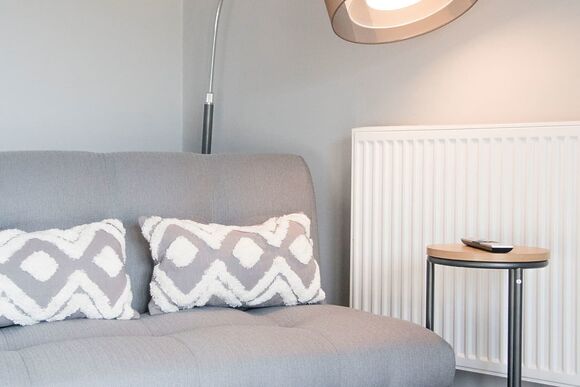 2 Bedroom Apartment with Hot Tub - White Rose Country Cottages, Thirsk