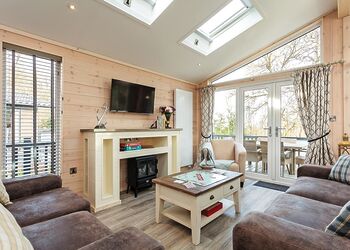 Wroxhall Premier<br />