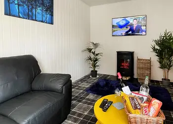 Woodland Lakes Boutique Lodges, Aughton