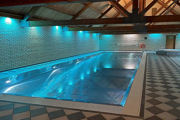 Larch Lodge, Willow Lodge 