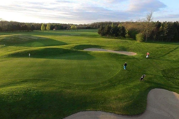 Willow Lodge, Larch Lodge 