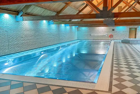 Woodland Lakes Boutique Lodges, Aughton