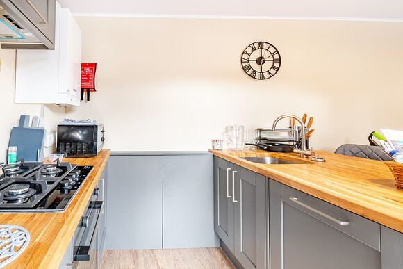 Rowan Boutique Lodge - Woodland Lakes Boutique Lodges, Aughton