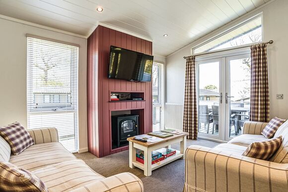 Typical Tennyson Lodge