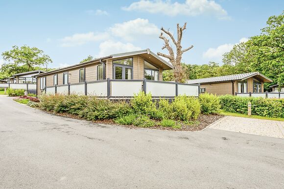 Woodside Coastal Retreat