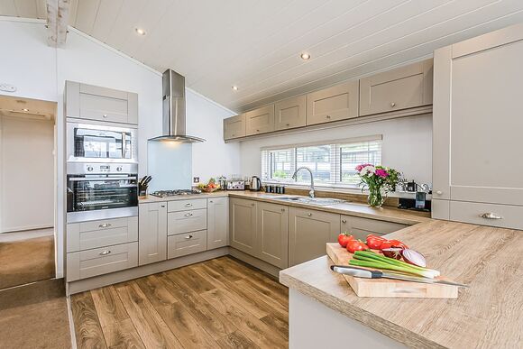 Woodside Coastal Retreat