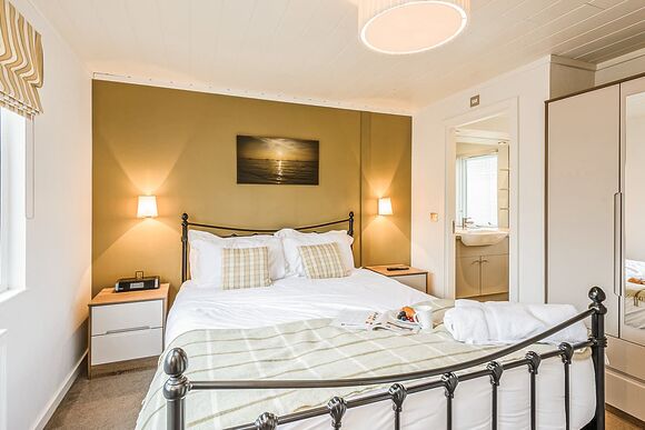 Woodside Coastal Retreat