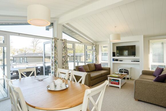 Carisbrooke View Premier