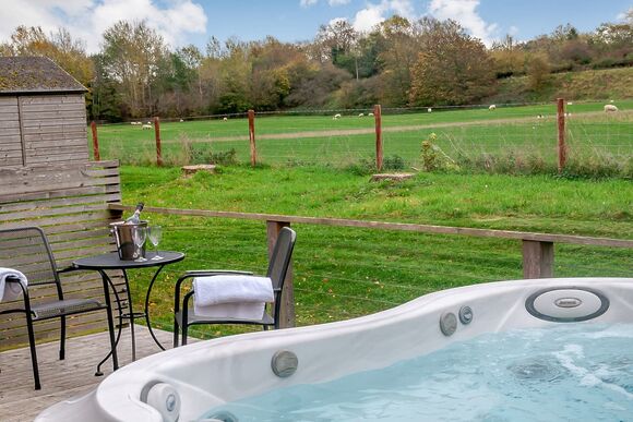 Northallerton Lodge - Cedar Retreats, West Tanfield