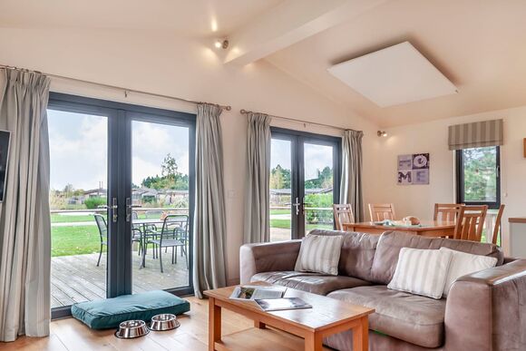 Northallerton Lodge - Cedar Retreats, West Tanfield