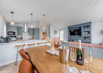 Erwain - Wynd Hill Hideaway, Tenby