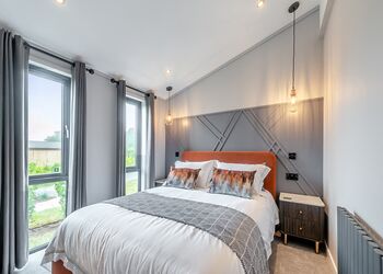 Derwen - Wynd Hill Hideaway, Tenby
