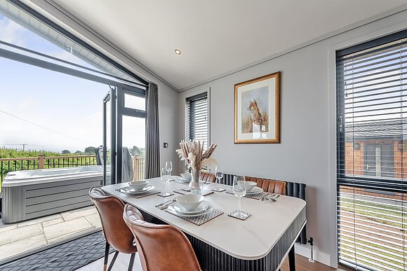 Derwen - Wynd Hill Hideaway, Tenby