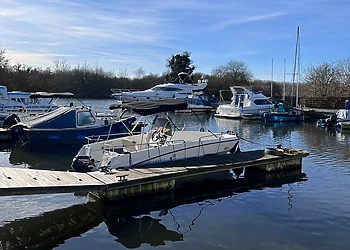 Yare View Holiday Cottages, Brundall, Norwich