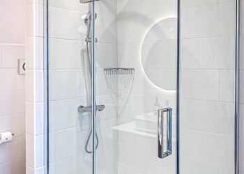 Cuckoo - Yare View Holiday Cottages, Brundall, Norwich