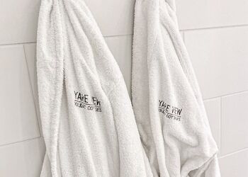 Cuckoo - Yare View Holiday Cottages, Brundall, Norwich