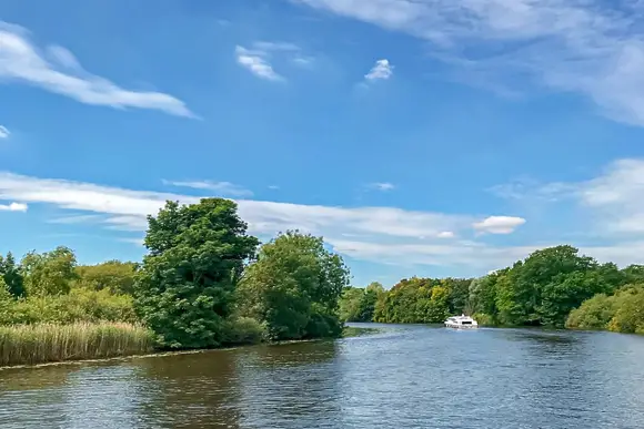 Yare View Holiday Cottages, Brundall, Norwich