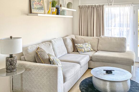 Heron - Yare View Holiday Cottages, Brundall, Norwich