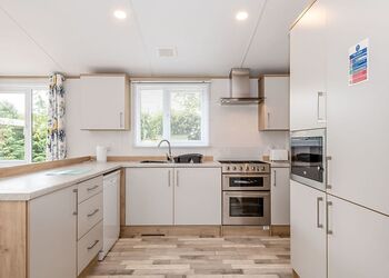 Meadow Field MF12A - Yaxham Waters, Yaxham, Dereham