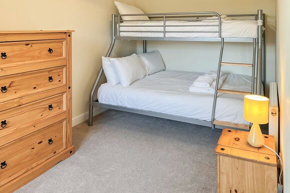 Squirrel Cottage - Yaxham Waters, Yaxham, Dereham