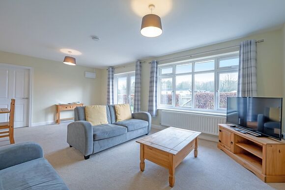 Meadow View Cottage - Yaxham Waters, Yaxham, Dereham