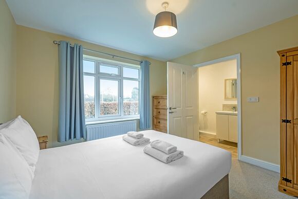 Meadow View Cottage - Yaxham Waters, Yaxham, Dereham