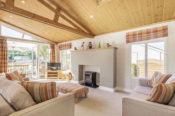 Meadow Field MF1 - Yaxham Waters, Yaxham, Dereham