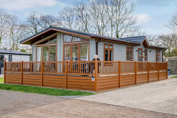 Priors Field PF9 - Yaxham Waters, Yaxham, Dereham