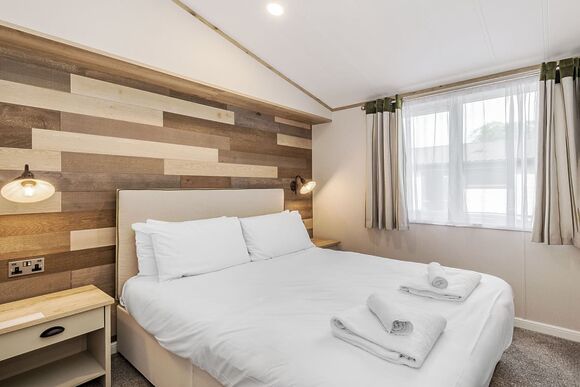 Priors Field PF3 - Yaxham Waters, Yaxham, Dereham