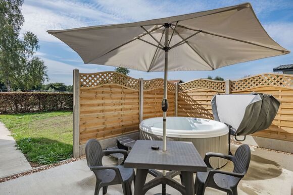 Park View - Yaxham Waters, Yaxham, Dereham