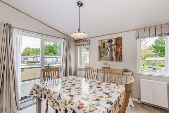 Priors Field PF8 - Yaxham Waters, Yaxham, Dereham