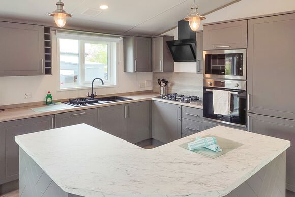 Meadow Field MF7 - Yaxham Waters, Yaxham, Dereham