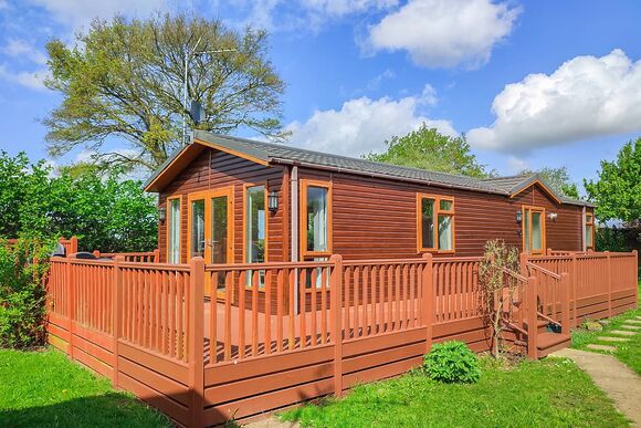 Lake Side LS9 - Yaxham Waters, Yaxham, Dereham